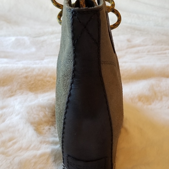 Sorel lace up wedge - Picture 4 of 16